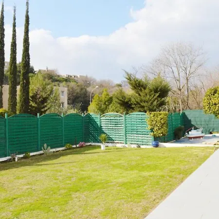 House Parc Des Rastines Αντίμπ